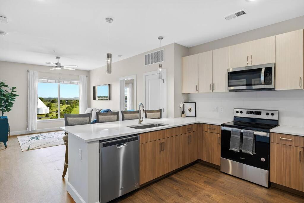 Beverly Hills Penthouse The Gulch *